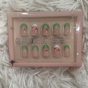 Glamnetic Green French Press-On Nails